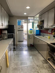 orchard-tower-rear-block-apartment photo thumbnail #2